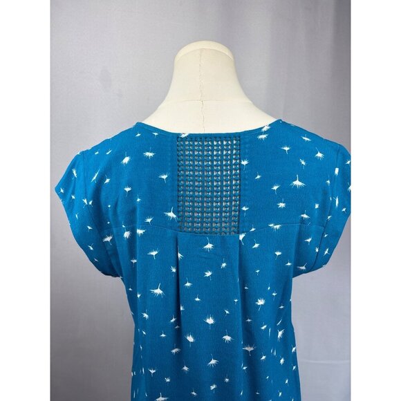 Daniel Rainn Womens PS Blue Dandelion Print Top With Lace Accents - Picture 4 of 6